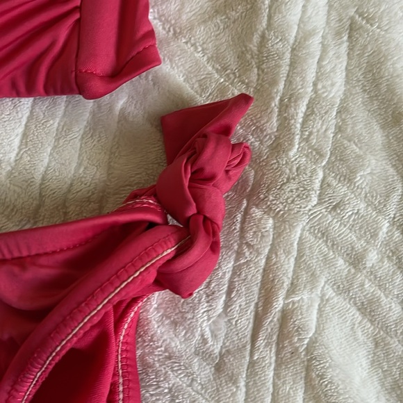 Bikini - Picture 4 of 6